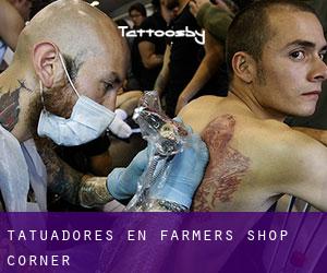Tatuadores en Farmers Shop Corner