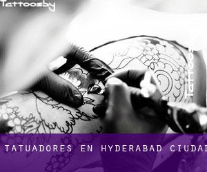 Tatuadores en Hyderabad (Ciudad)