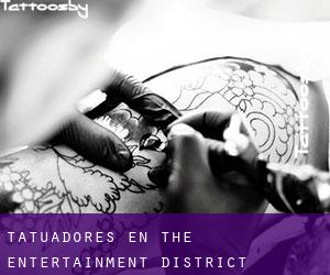 Tatuadores en The Entertainment District